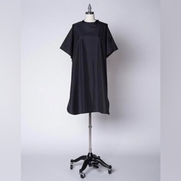 1907 Fromm Hairstyling Cape - Lightweight For Extra Comfort - 44” x 58” … - Picture 1 of 5